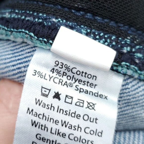 NWT LULAROE Lycra 7” Denim Light Wash Relaxed Stretchy Jean Bermuda Shorts - Picture 10 of 10